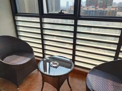 -永恒朗悦酒店(广西大学地铁站大学东路万达广场店)