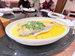 -荷风细雨·中国茶宴(世纪大道店)