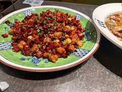 -渔语鱼新川菜Bistro(万象天地店)