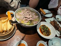 -全牛匠·乐山跷脚牛肉(西单华威约饭街店)