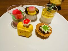 -东方明珠·空中旋转餐厅