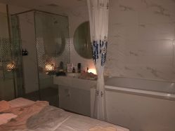 -东英经典SKIN&SPA