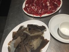 -胡须佬鸡煲四季火锅店(石厦西村直营店)