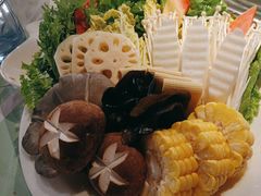 -花田煮鲜牛肉火锅(钟楼众汇店)