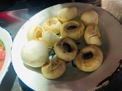 口蘑-马路牙子地桌烤肉(工体店)