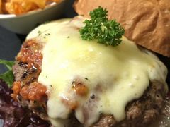 -HIGH FIVE哈福手工汉堡(桂林路店)