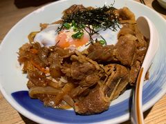 洋葱牛肉饭-初居食屋日式料理(万象城购物中心店)