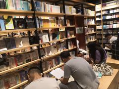 -覔书店(壹方城店)