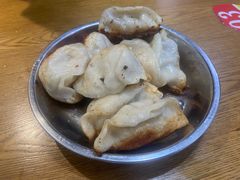 -黄阿姨锅贴大王(万航渡路店)