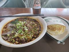 -左左香老潼关肉夹馍(武警医院店)