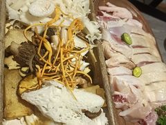 -野·大山里野生菌石锅土鸡(益田假日店)