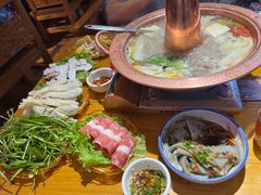 -民食香·腊排骨野生菌美食(木府店)