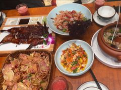 -老滇山寨•云南特色菜•地方菜•民族风情歌舞表演(金碧店)