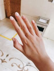 -爱美睫美甲会馆