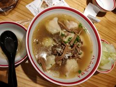 -八二小区抄手(龙湖上城天街店)