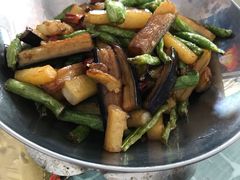 -天天向上素食餐厅(五台山店)
