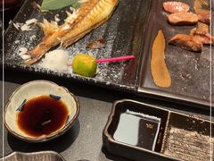 -铭牛烧肉·和牛海鲜自助(高新月牙湖店)