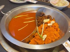 -沸炉重庆老火锅(军事博物馆店)