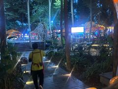 -二荆条·蜀鲜汇城市森林火锅