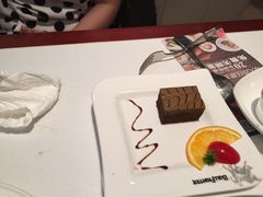 -爱丽丝牛排西餐厅(光谷步行街店)