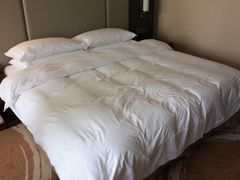 床-昆明中心皇冠假日酒店