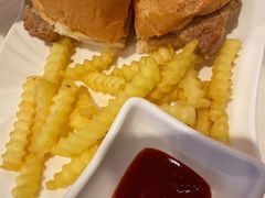 澳门猪扒包-本味轩精品茶餐厅(黄山路店)