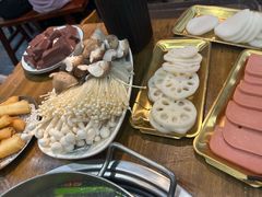 -刘少华贵州小黄牛·鲜牛肉火锅(总店)