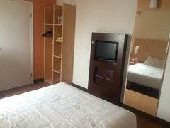 宜必思(宜必思青岛宁夏路酒店)-宜必思酒店(青岛五四广场宁夏路地铁站店)