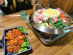 -恩你小木屋·韩式料理(假日广场店)