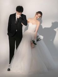 -巴黎婚纱摄影工作室