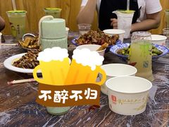 -江城燕子大排档(江汉路步行街店)