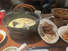 -乔街深夜食堂·小龙虾·高压锅生蚝(杭州总店)