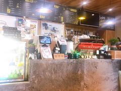 -ZING COFFEE 镜咖啡