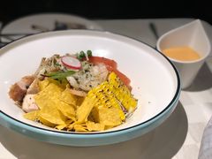 鸡肉大虾鲜蔬波奇碗-西堤牛排(南京龙江店)