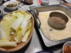 -尚尚仙·酸汤猪手·猪肚鸡火锅(华联万柳购物中心店)