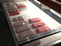 -Gucci(时代广场店)
