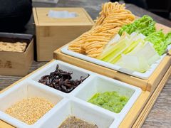 -魁盛居百年鲁菜馆(县西巷店)