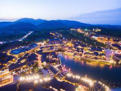 -茅山东方盐湖城景区