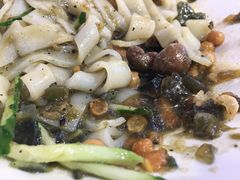 烧椒皮蛋牛肉拌粉-拌面小当家