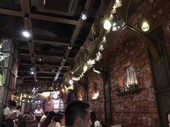 -玛格萝妮(汇智国际商业中心店)
