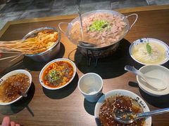-肖四女乐山跷脚牛肉(南汇大学城生活广场店)