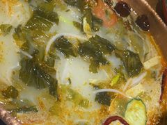 -洱火云南酸菜牛肉火锅(石景山当代商城店)