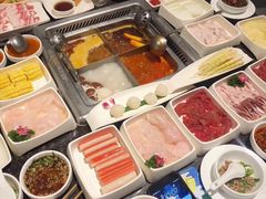 -海底捞火锅鲜切牛肉主题店(长寿路店)