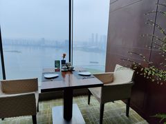 靠窗位-颐云阁云顶铁板烧(南昌瑞颐大酒店)