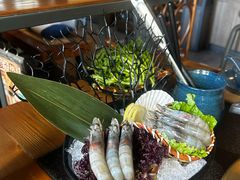 -湊湊火锅·茶憩(南京东路悦荟店)