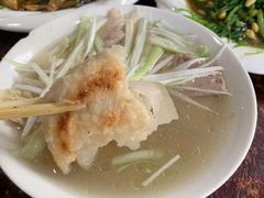 -金卯白肉罩火烧