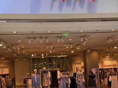 -H&M(鹏欣水游城店)