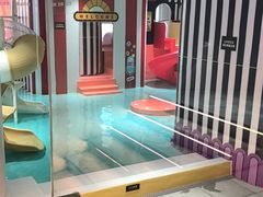 -涨巢·潮玩水疗局