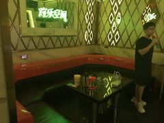 -欢乐空间KTV(奥山世纪城店)
