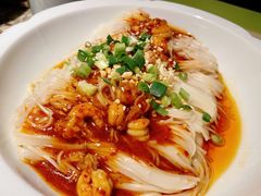 小龙虾拌面-桂满陇天书(南京德基旗舰店)